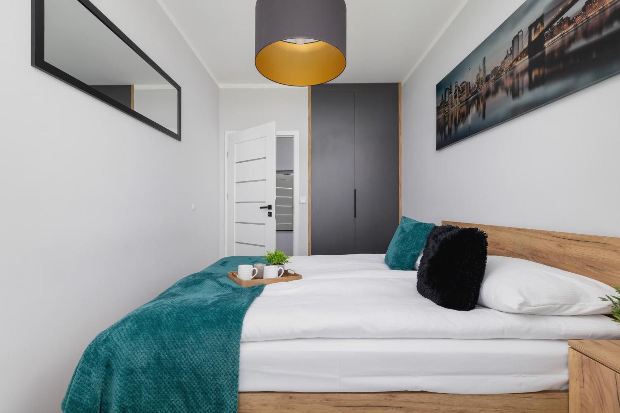 Przestronny Apartament Z Balkonem By Noclegi Renters كراكوفيا المظهر الخارجي الصورة