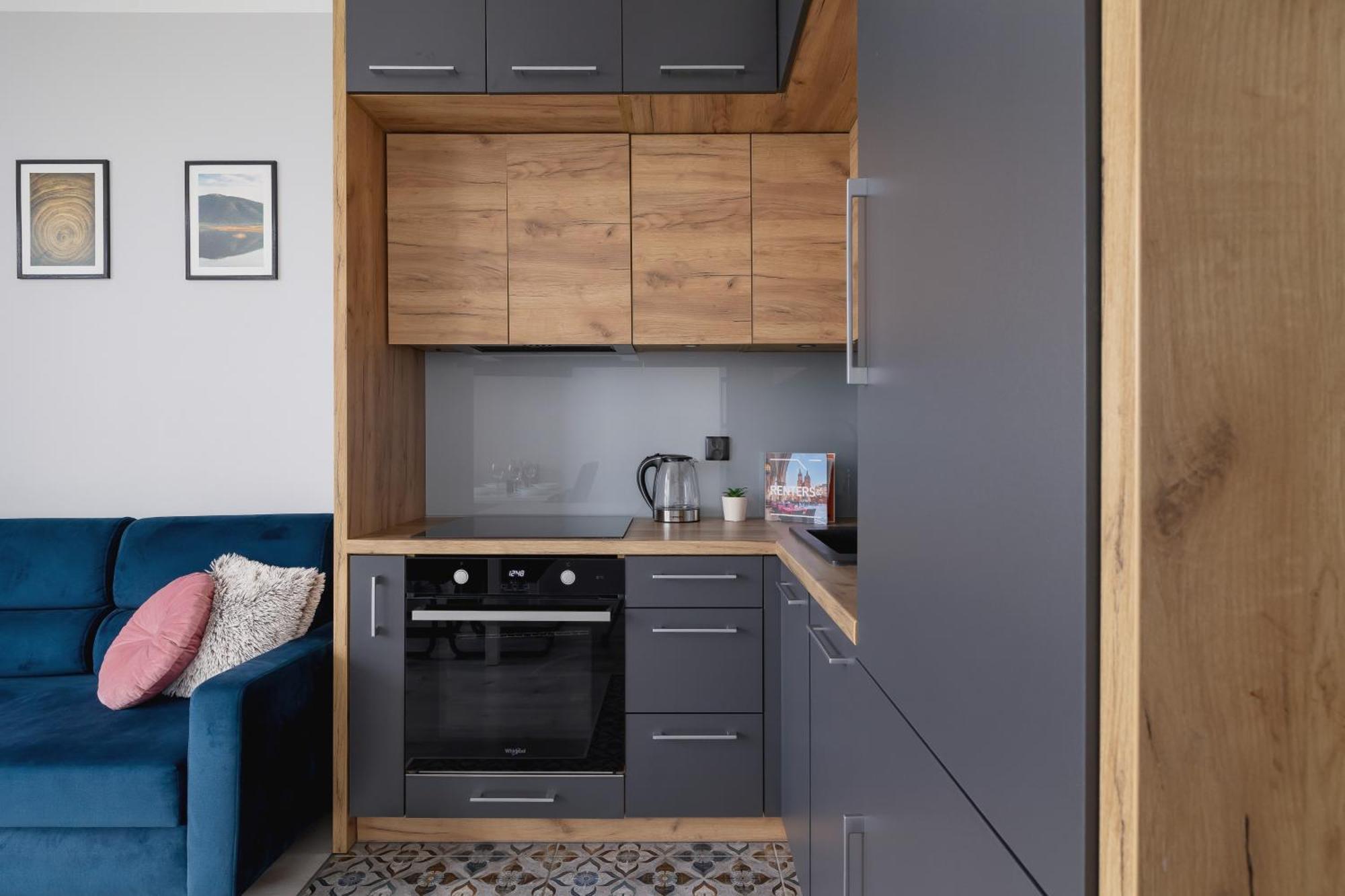 Przestronny Apartament Z Balkonem By Noclegi Renters كراكوفيا المظهر الخارجي الصورة