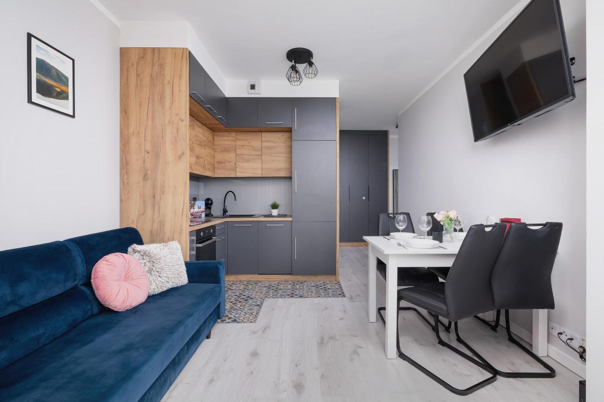 Przestronny Apartament Z Balkonem By Noclegi Renters كراكوفيا المظهر الخارجي الصورة